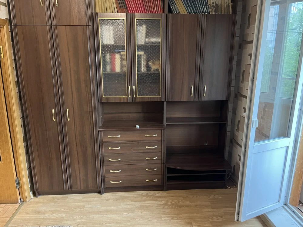 3 rooms, 70m2, 3rd floor, Heroiv Dnipra, 1m2 = 1200 USD