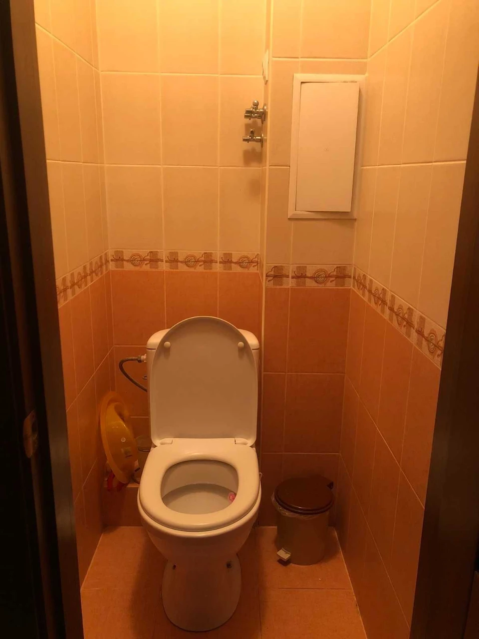 3 rooms, 70m2, 3rd floor, Heroiv Dnipra, 1m2 = 1200 USD