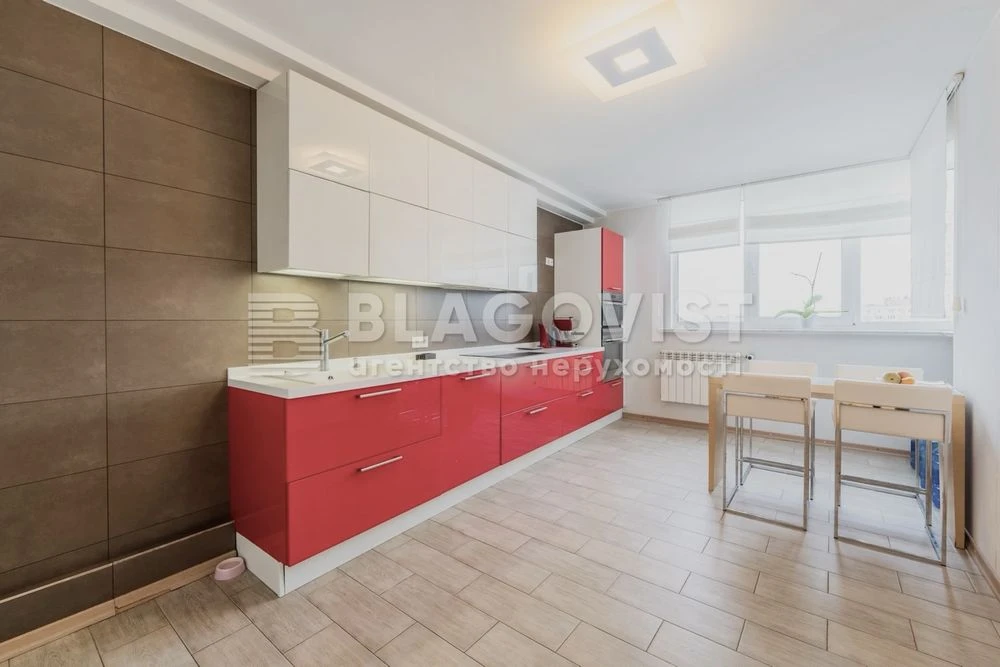 Продаж 3к теплої квартири 172 м2 Срібнокільська 2а ЖК Діадем