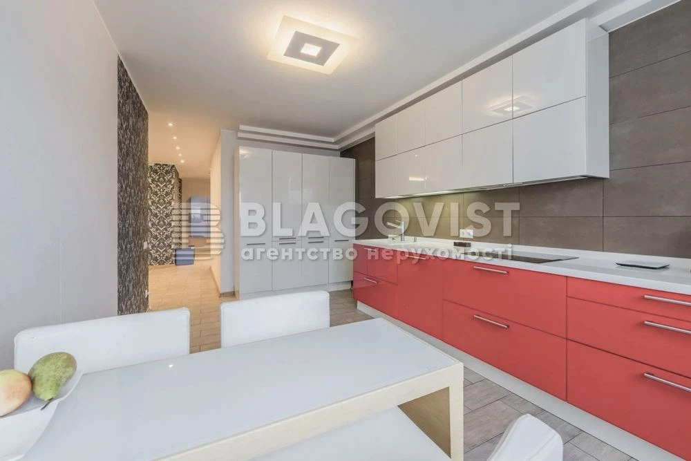 Продаж 3к теплої квартири 172 м2 Срібнокільська 2а ЖК Діадем