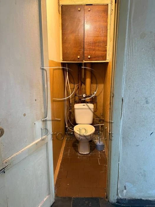 Apartment for sale 3-room metro Tarasa Shevchenko / Poshtova st.