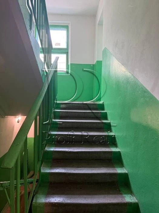 Apartment for sale 3-room metro Tarasa Shevchenko / Poshtova st.