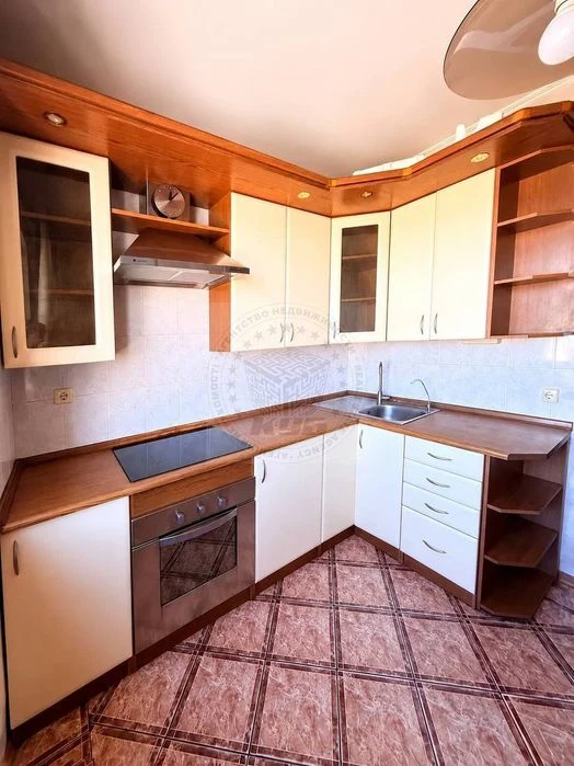 3-room apartment with furniture for sale