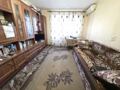 Продам просторную 2-к квартиру Рабочая Театральная ДК Машино