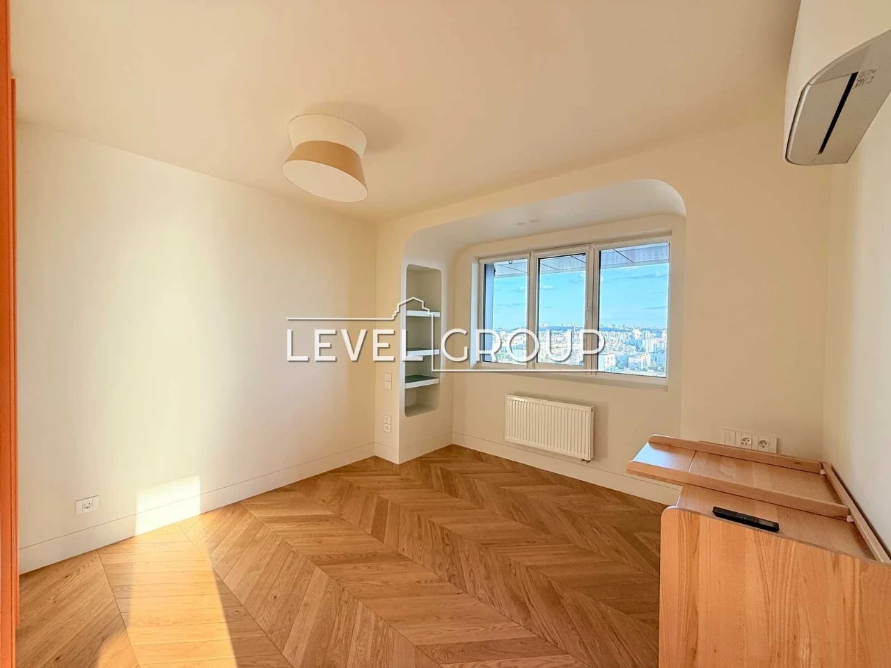 Designer 4k apartment for sale in Obolon Residenses, Obo Ave.
