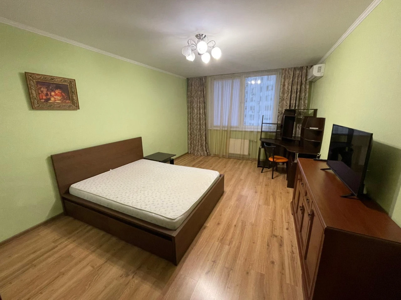 Продаж квартири з ремонтом 53м2 Єлизавети Чавдар 11, метро О