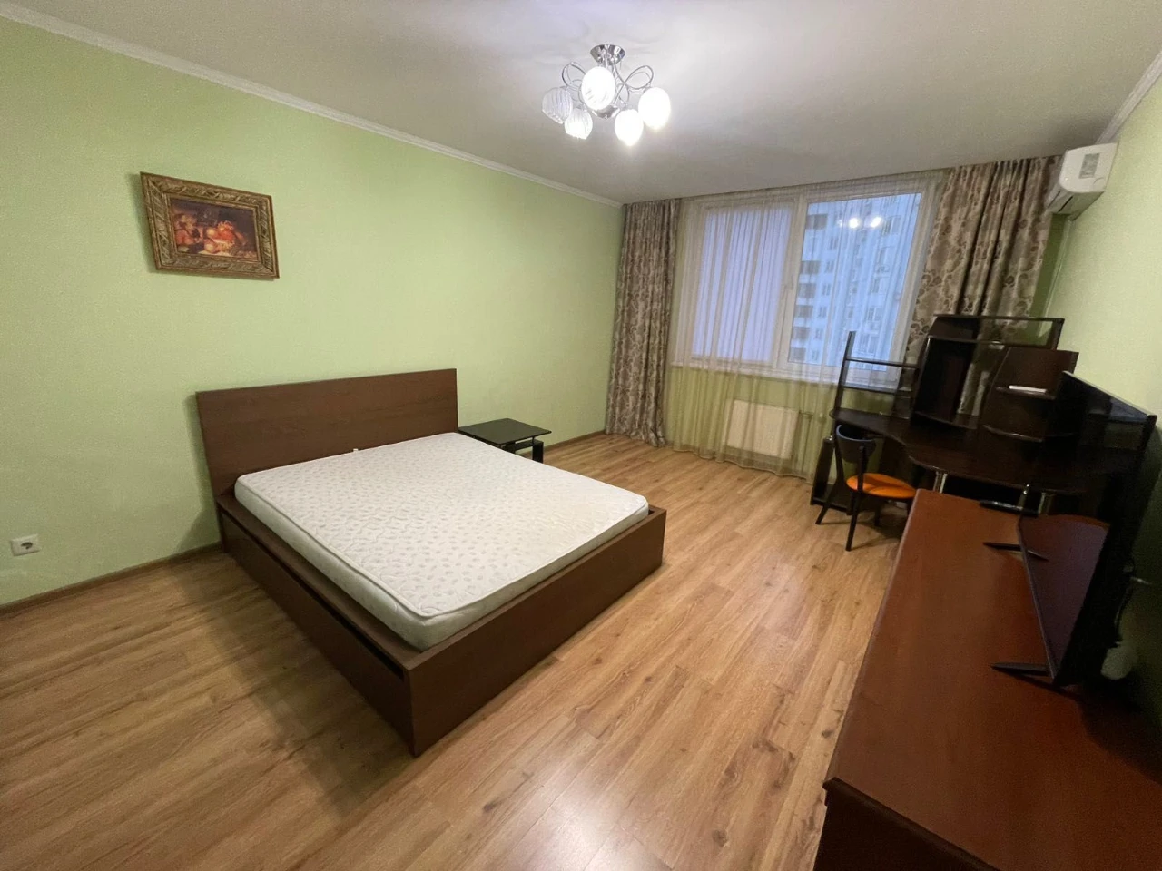 Продаж квартири з ремонтом 53м2 Єлизавети Чавдар 11, метро О