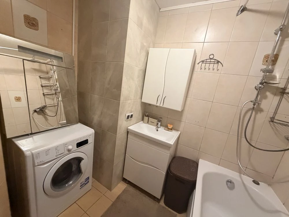 Продам 2-х.кв. ул.Заслонова,22. Дарница.