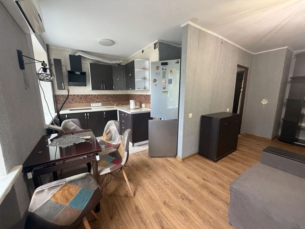 Продам 2-х.кв. ул.Заслонова,22. Дарница.