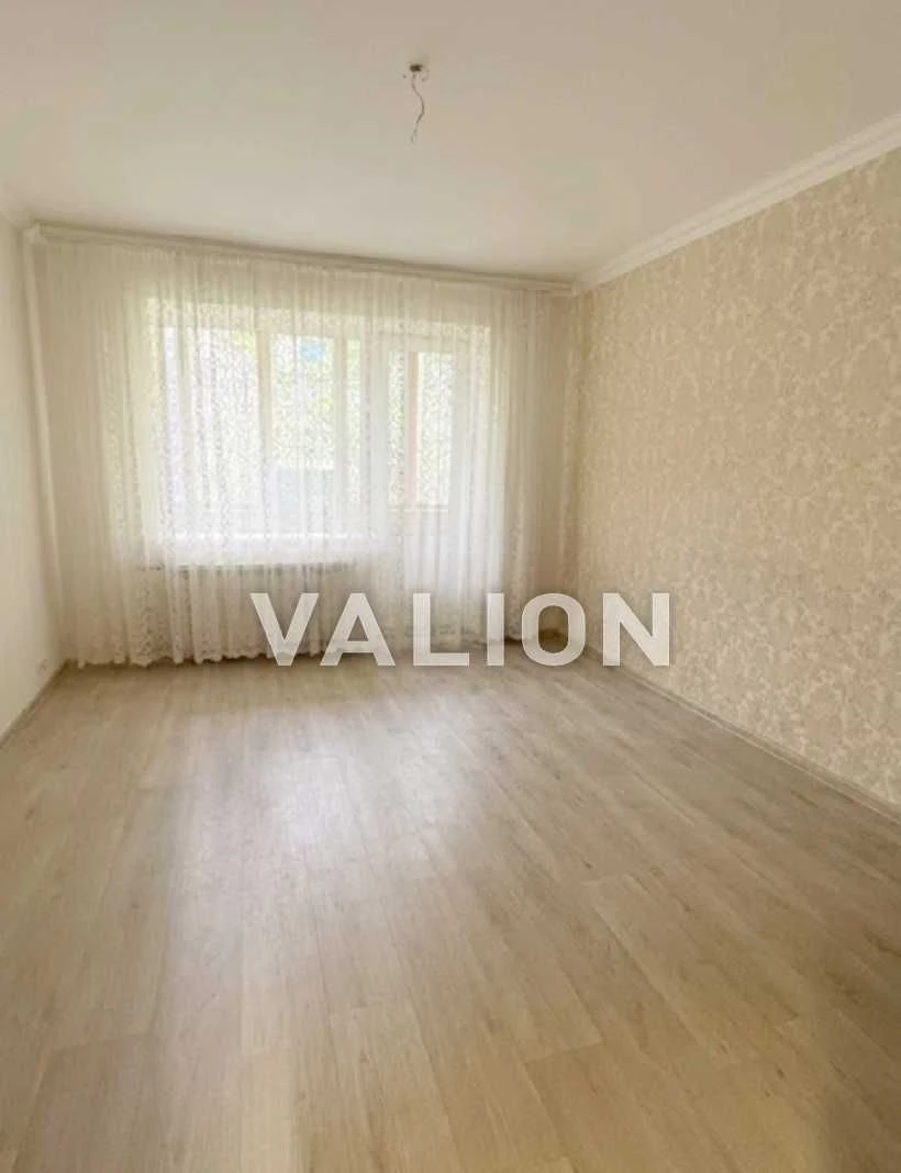 Продам 3-х кімнатну квартиру. 63квм. Газ. Держпрограми. Нехо
