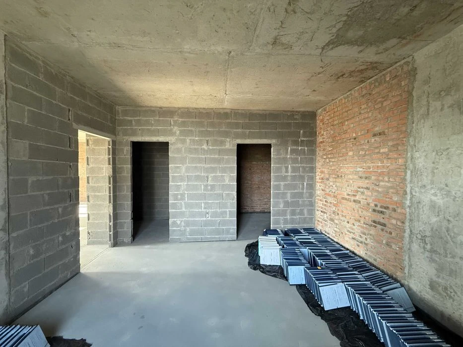 Продаж квартира без ремонту 107м2 ЖК Triinity Трініті Тринит
