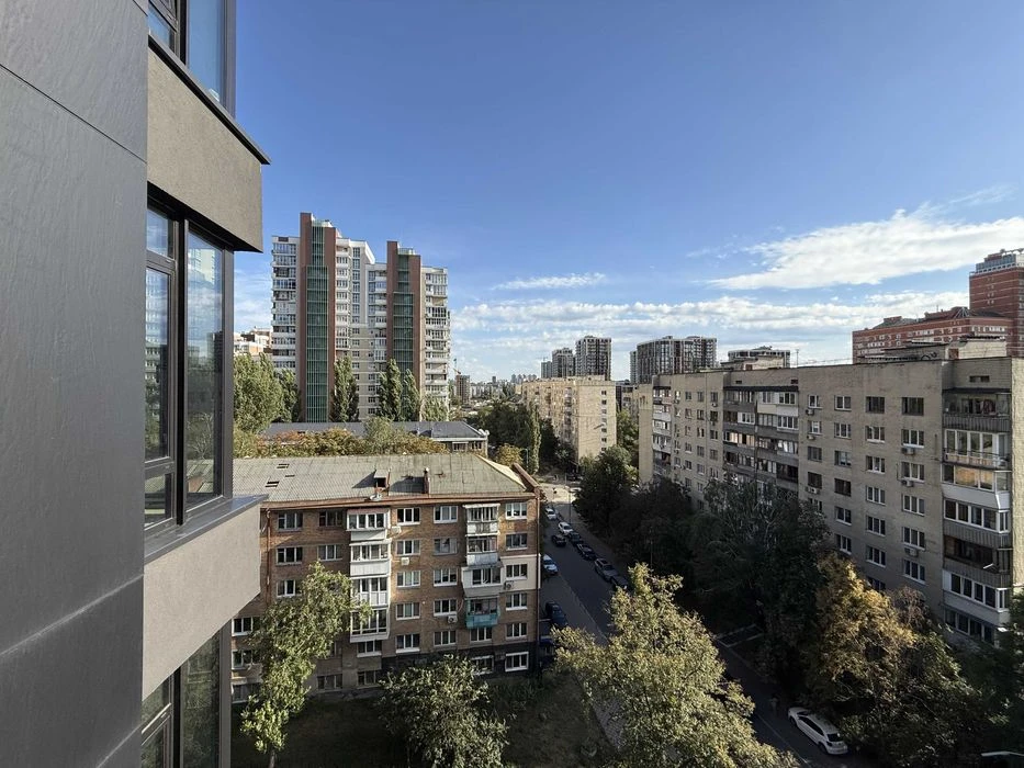 Продаж квартира без ремонту 107м2 ЖК Triinity Трініті Тринит