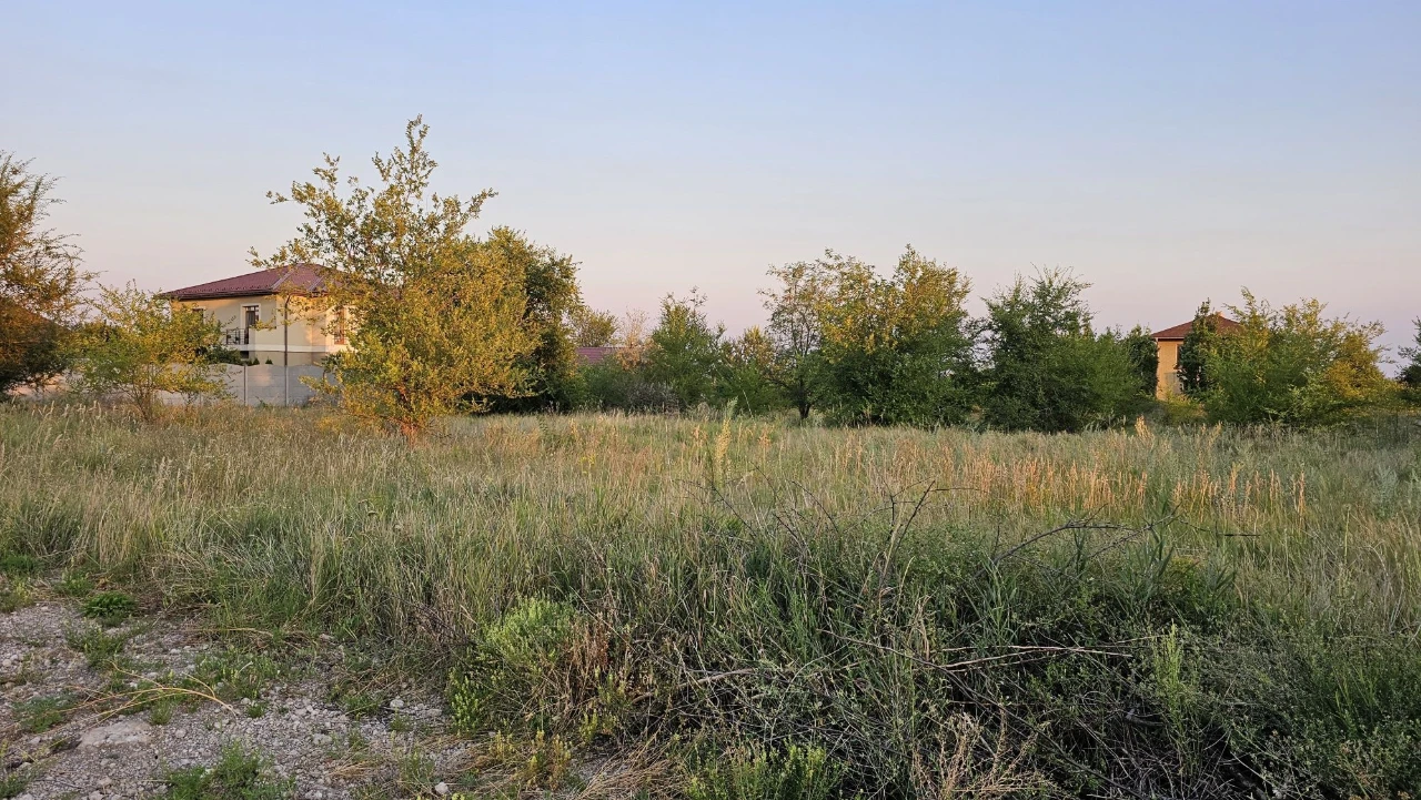 Продам ділянку на Сонячному 1. Вул.Лазурна. 15сот.