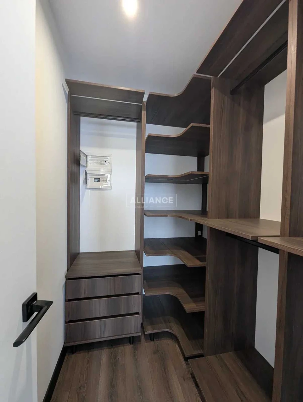 2к квартира. Центр. Дизайнерський ремонт.