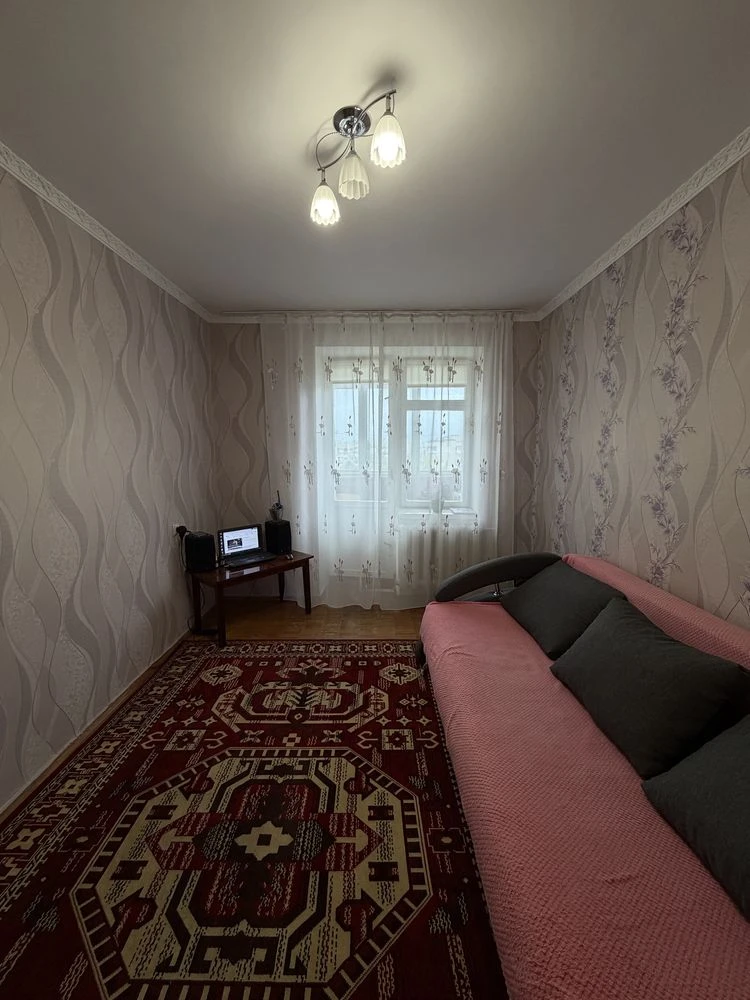 Продаж 3 кімнатної квартири в цегляному будинку, в жилому ст