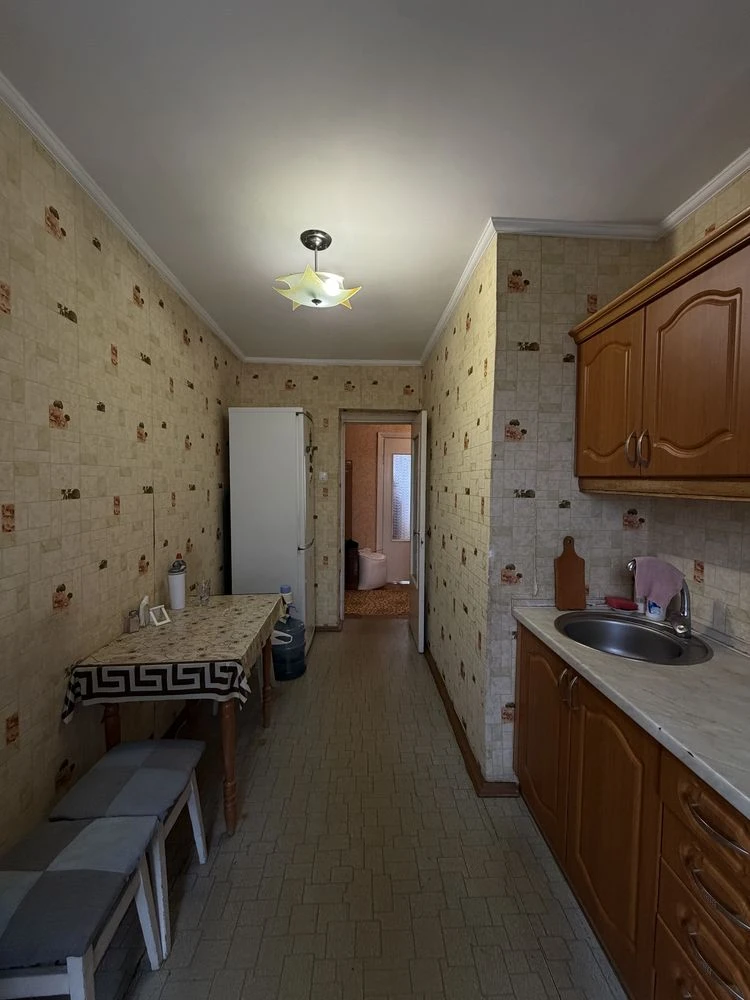 Продаж 3 кімнатної квартири в цегляному будинку, в жилому ст