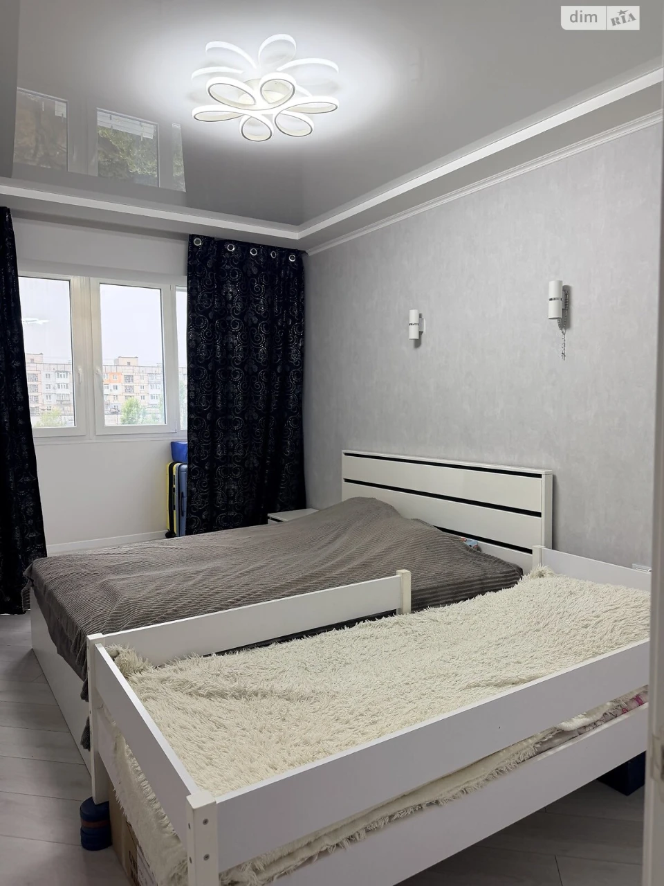 Продаж Квартира Космонавтів