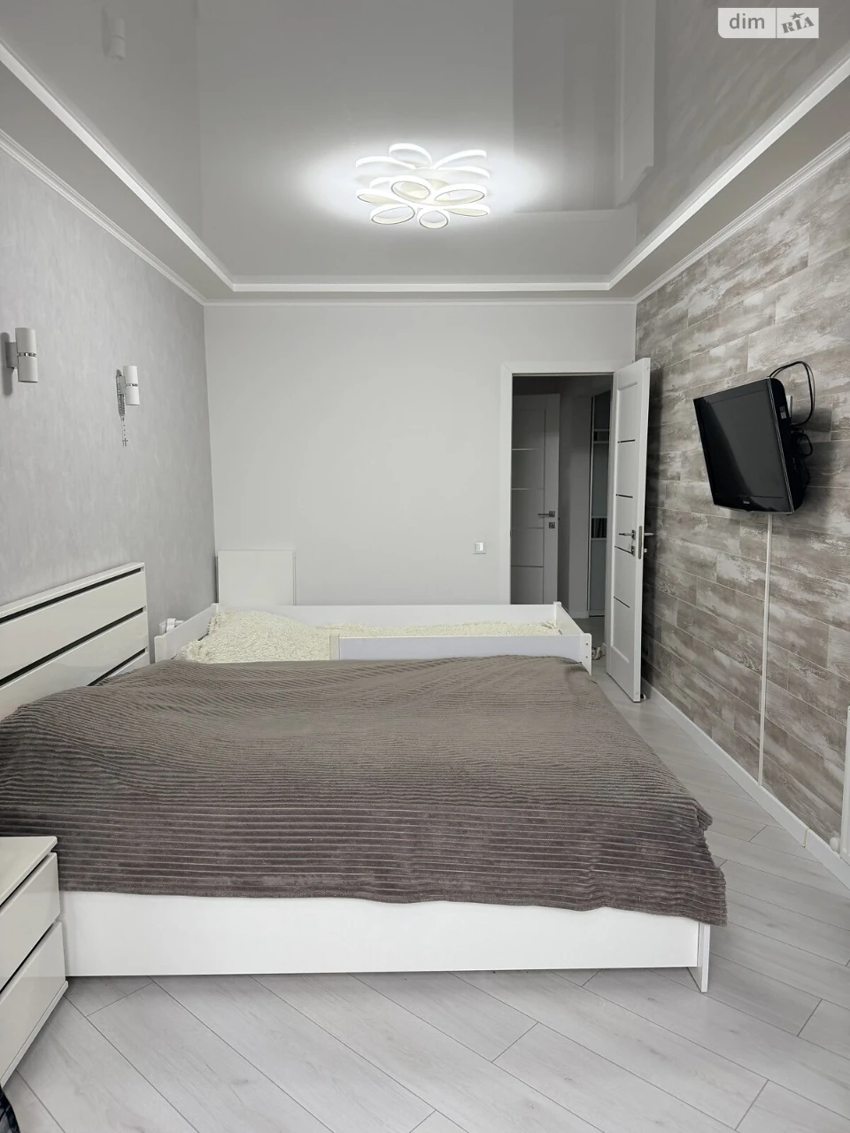 Продаж Квартира Космонавтів