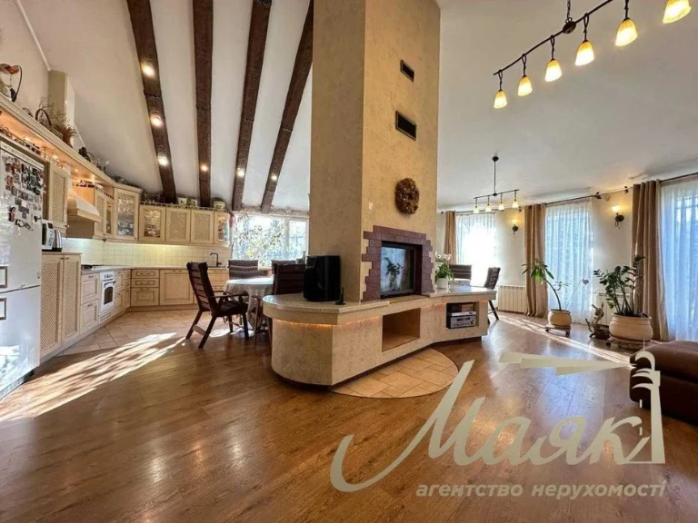 Sale of a cozy house with designer renovation in Voznesen