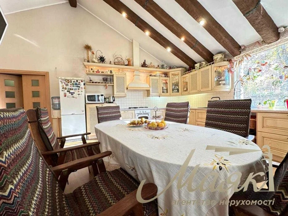 Sale of a cozy house with designer renovation in Voznesen