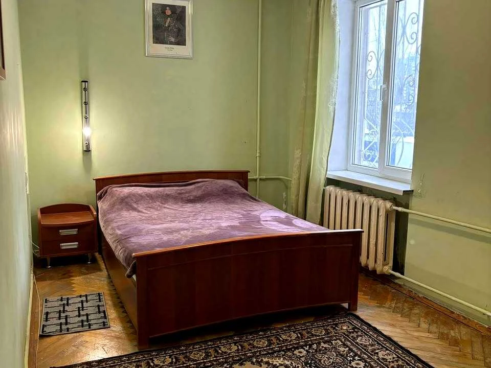Квартира. Київ, Миколи Міхновського бульв.