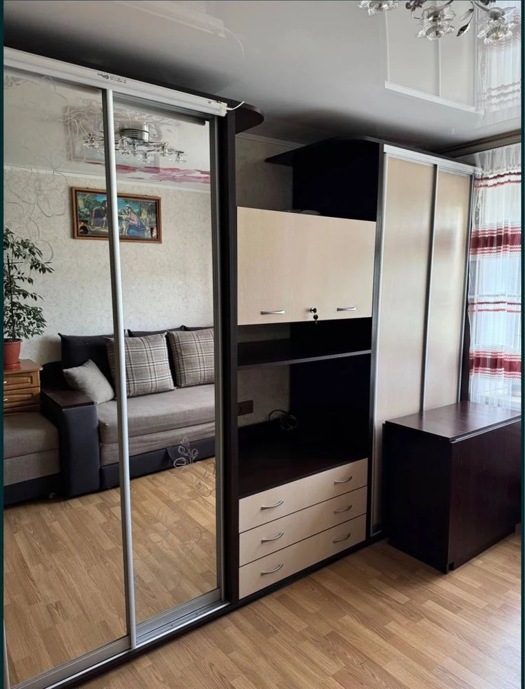 Продається 2-кім квартира з ремонтом Тракт Глинянський