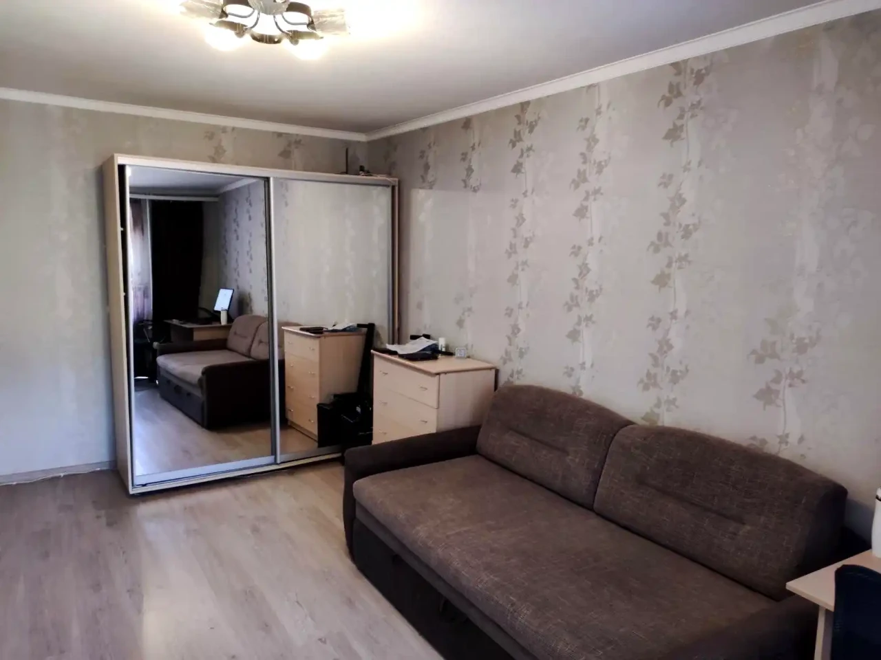 Продаж квартири 1-кімн. 32 м² 2/5 пов.