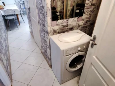Продаж квартири 1-кімн. 32 м² 2/5 пов.