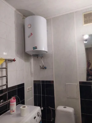 Продам сучасну 1 кімн. на Сонячному, 2 з 9 поверхів