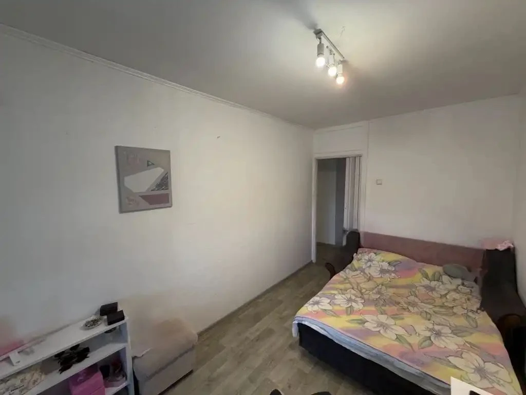 Продам 2х ком  квартиру Победа Перемога-3