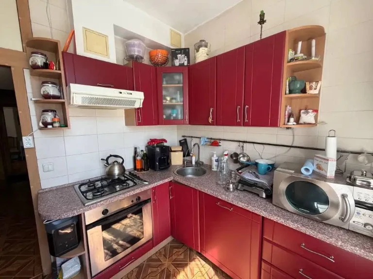 Продам 3к квартиру Науки (Гагарина) пр. 111