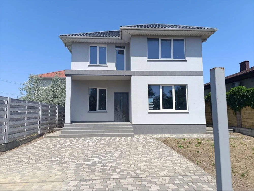 Продам свой дом ,Добрый Хутор ,от Киевского раена 5 км.  Све