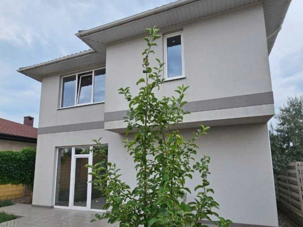 Продам свой дом ,Добрый Хутор ,от Киевского раена 5 км.  Све