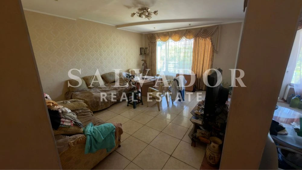 Продаж 2-поверхового будинку 190 м² + горище | 5,6 соток | Ч