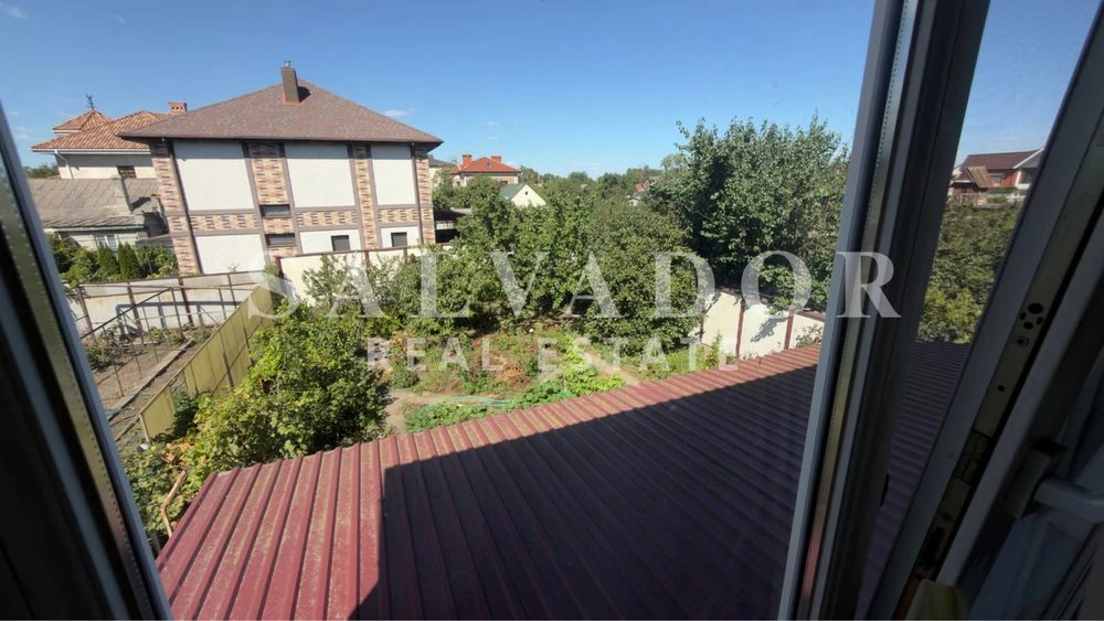 Продаж 2-поверхового будинку 190 м² + горище | 5,6 соток | Ч