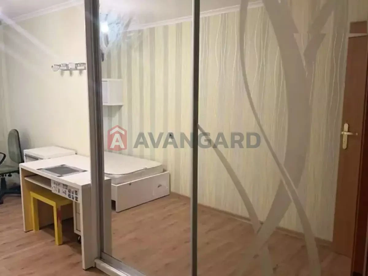 Продаж затишної 3-к квартири 58 м2 з ремонтом та меблями!