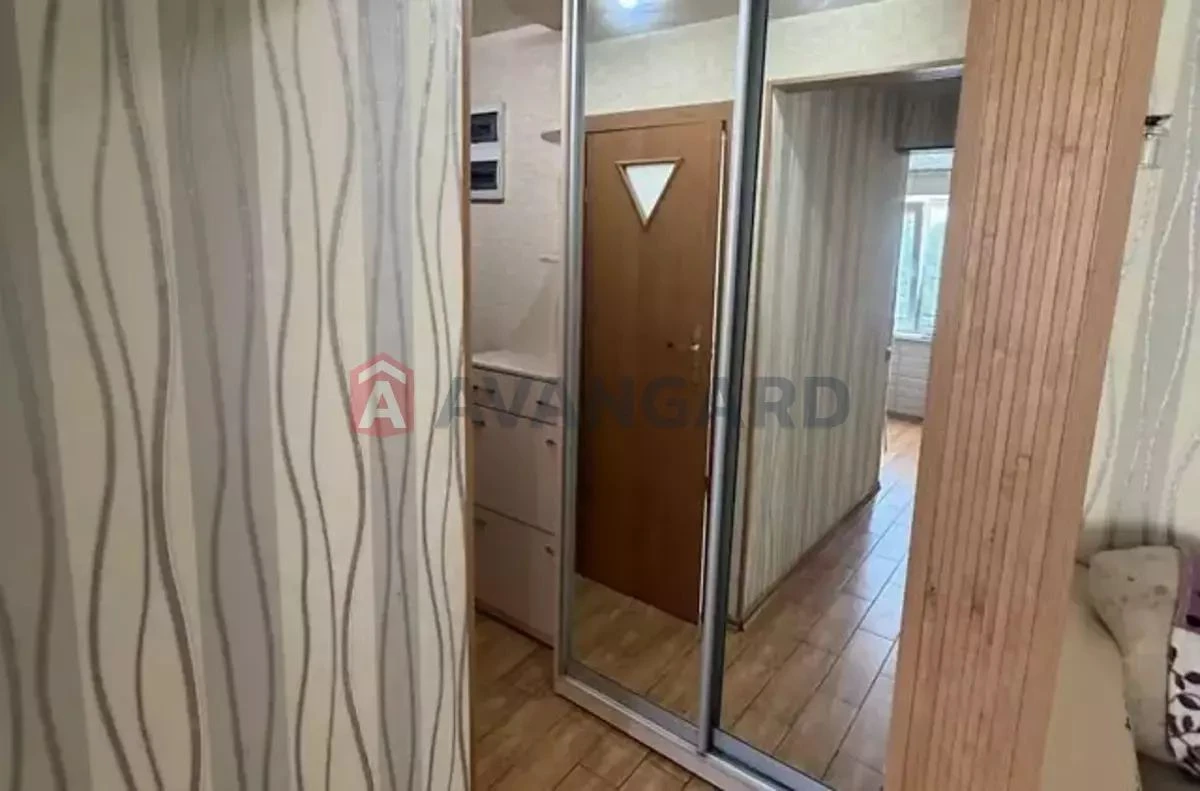 Продаж затишної 3-к квартири 58 м2 з ремонтом та меблями!