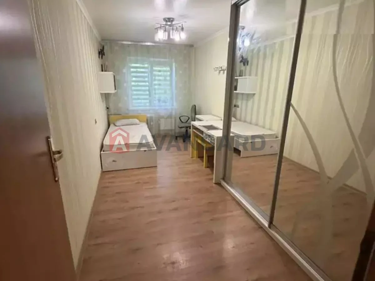 Продаж затишної 3-к квартири 58 м2 з ремонтом та меблями!