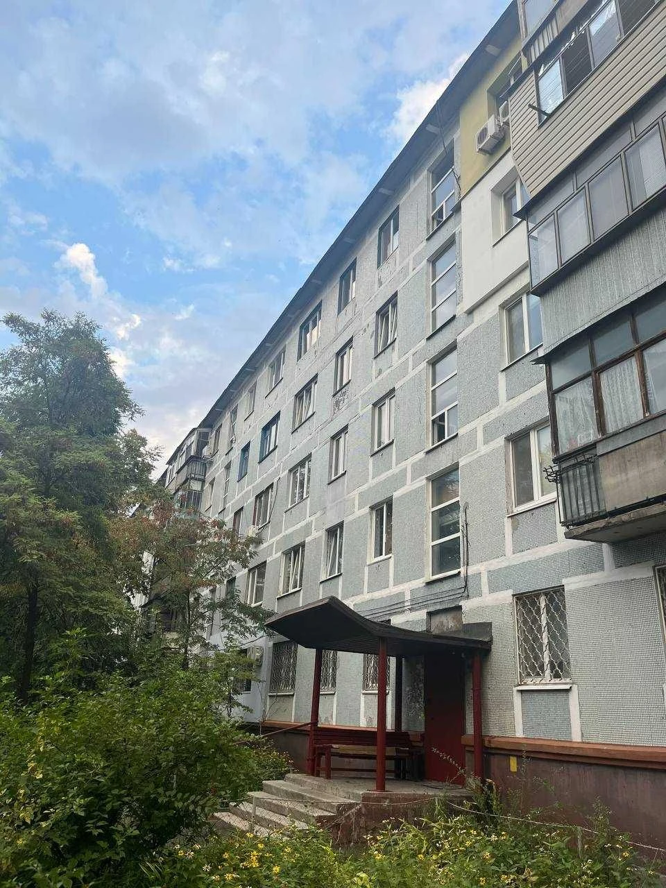 Продам 1 кімнатну квартиру С Ковалевської (Калиновая) р-к Об
