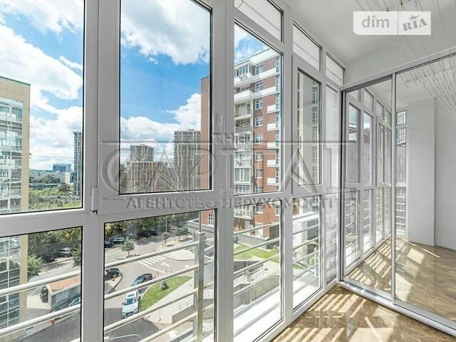 Sale of 3-room apartment 85 sq. m on Saperne Pole st. 12 • ID 347