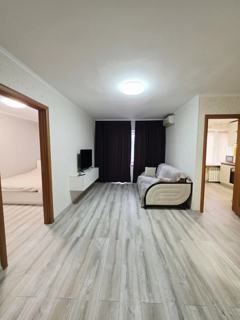 Продаж 2-к квартири 46 м² з капремонтом, пр. Дмитра Яворниць