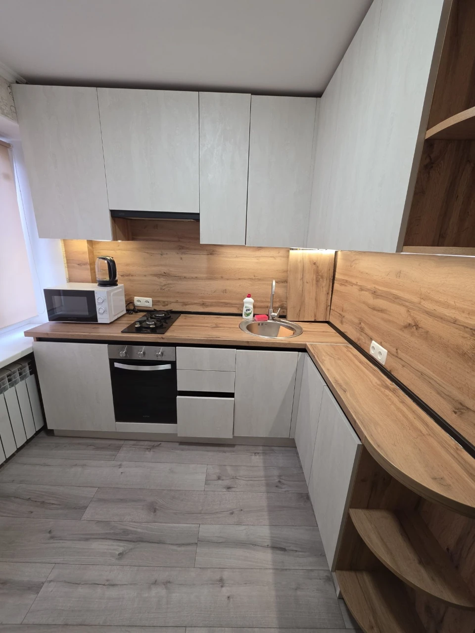 Продаж 2-к квартири 46 м² з капремонтом, пр. Дмитра Яворниць