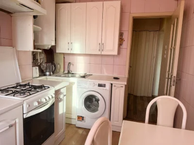 Продам просторную 3-комнатную квартиру на пр. Слобожанском,