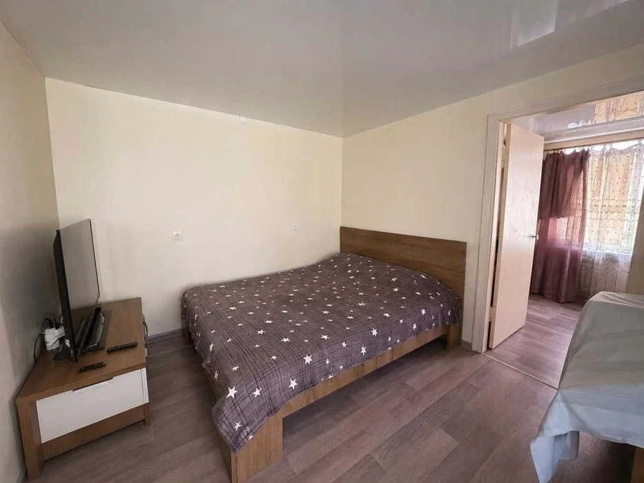 Продам 2-комн. квартиру 44 м² с ремонтом Титова верх Кирова
