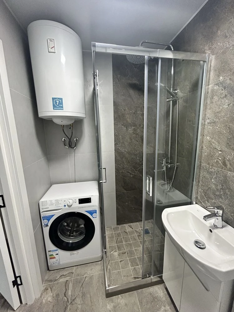 I will sell a 2-room apartment with Eurorenovation on Paruse w/m Pokrovsky