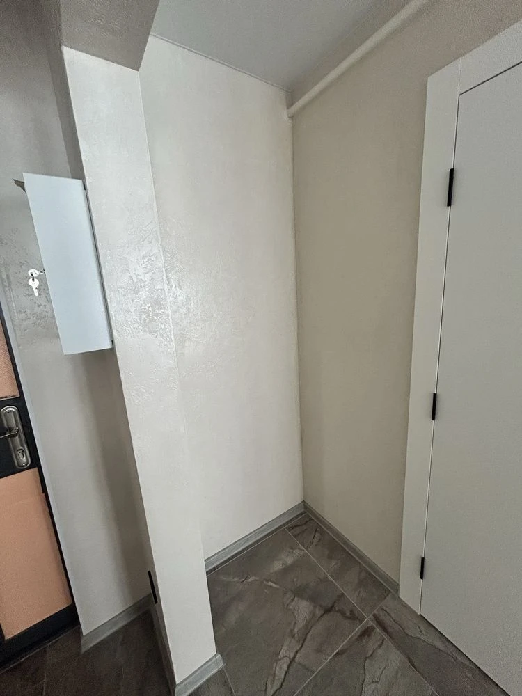 I will sell a 2-room apartment with Eurorenovation on Paruse w/m Pokrovsky