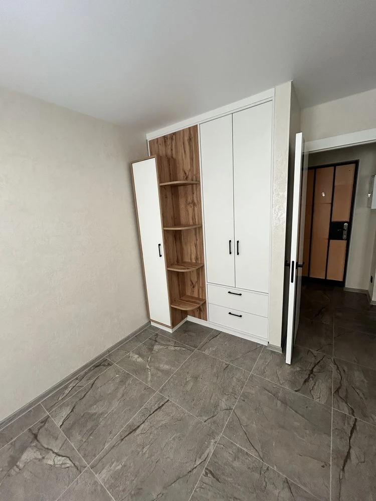 I will sell a 2-room apartment with Eurorenovation on Paruse w/m Pokrovsky