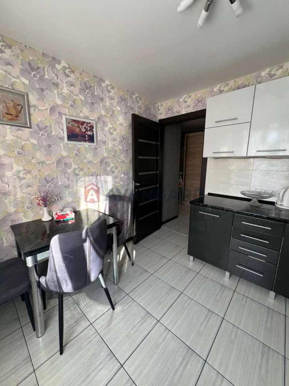 Продажа 2к квартира 49м ремонт вся техника остается