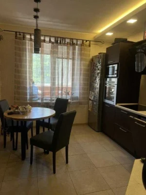 Продам 3-комн. квартиру 120 м² в новом доме с евро ремонтом