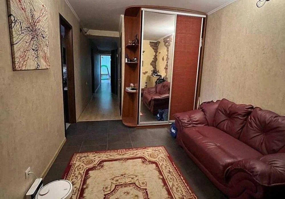 Продам 3-комн. квартиру 120 м² в новом доме с евро ремонтом
